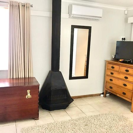 10Vdw Self Catering Apartments ダーバンヴィル エクステリア 写真